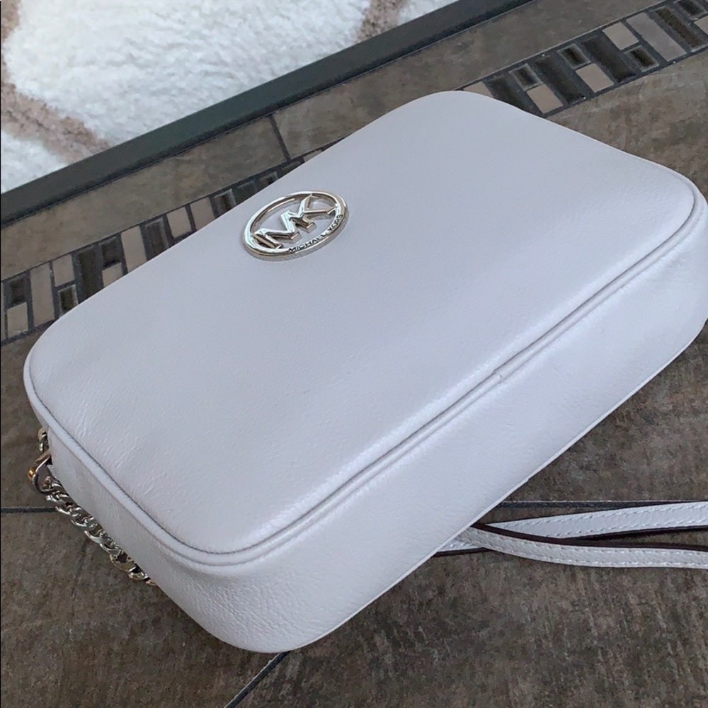 MICHAEL KORS FULTON LG EW CROSSBODY - Picture 4 of 16
